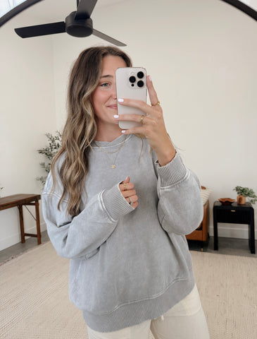 Clara Cloud Pullover