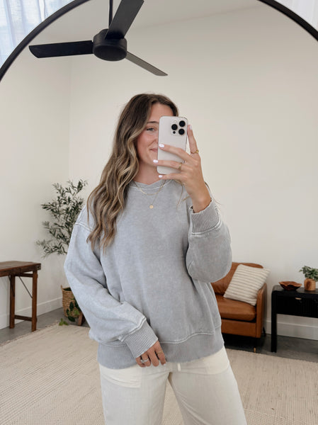 Clara Cloud Pullover