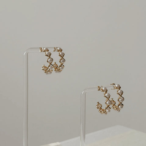 Zara Pearl Hoops